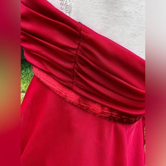 Red David’s Bridal dress - Picture 5 of 6